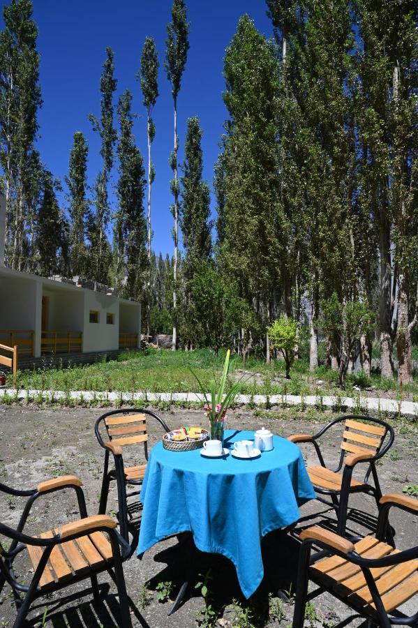 Hunder Haven Hotel Leh Bagian luar foto